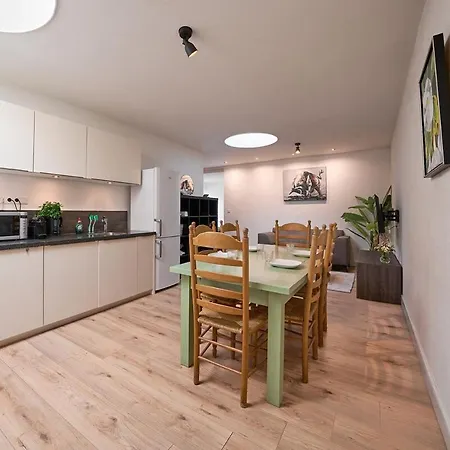 Appartement The - - By T&s *