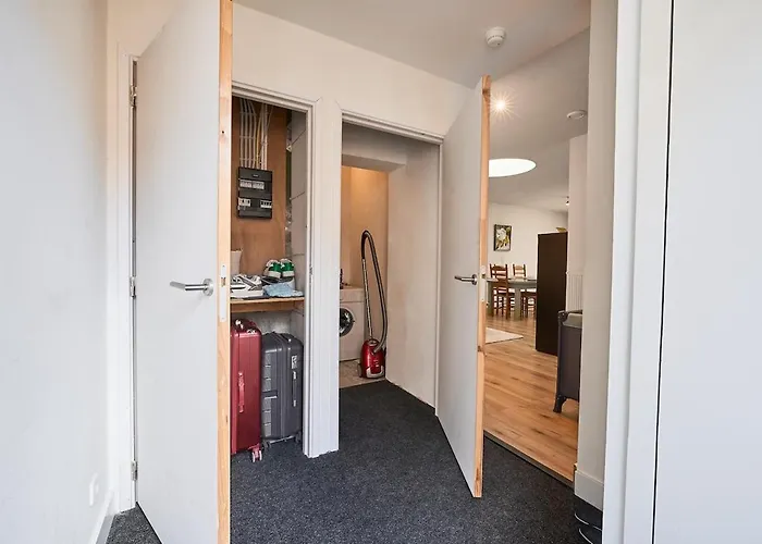 아파트 The - - By T&s